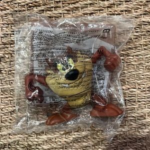 Looney Toons NWB 🌟 Vintage 2012 TAZ @ Mc Donald